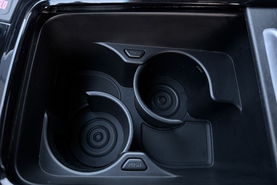 Продам Kia Niro 64кВтТепловийПідгрвсидінькерма 2022 года в Львове