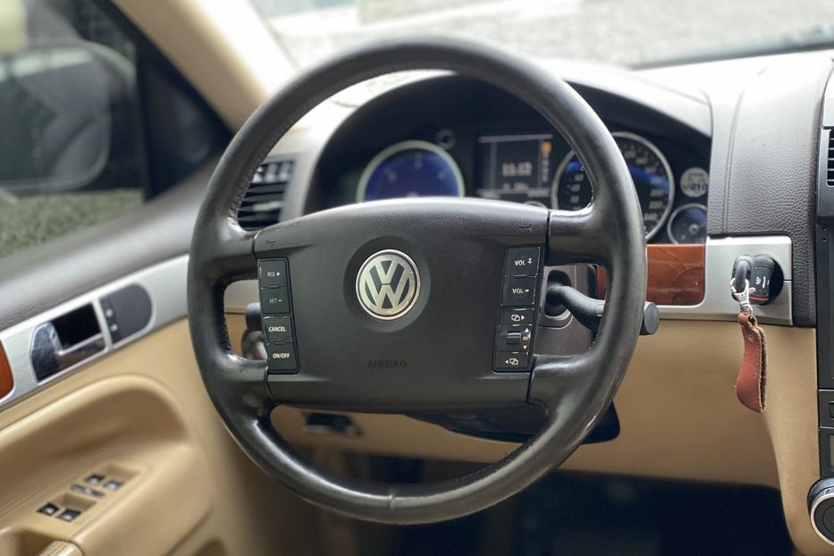 Продам Volkswagen Touareg 2003 года в Луцке