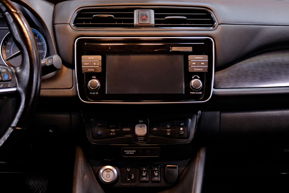 Продам Nissan Leaf 2017 года в Одессе