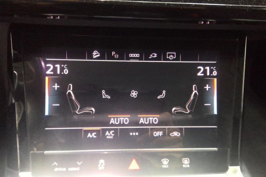 Продам Audi E-Tron 95 KWH, vin 4960 2020 года в Житомире