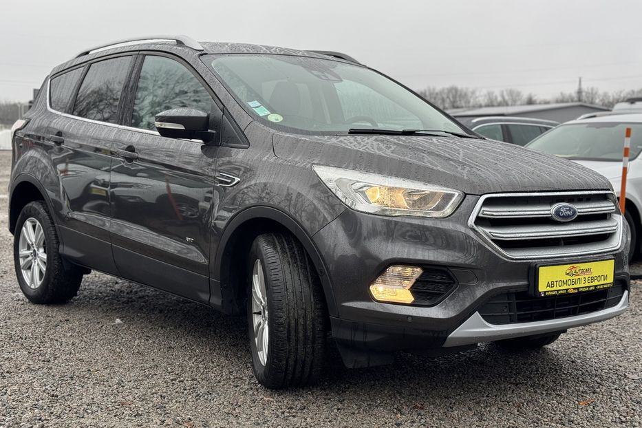 Продам Ford Kuga 4x4 2018 года в г. Умань, Черкасская область