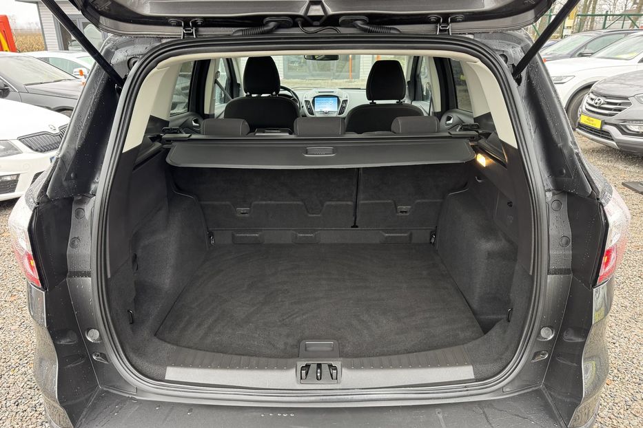 Продам Ford Kuga 4x4 2018 года в г. Умань, Черкасская область