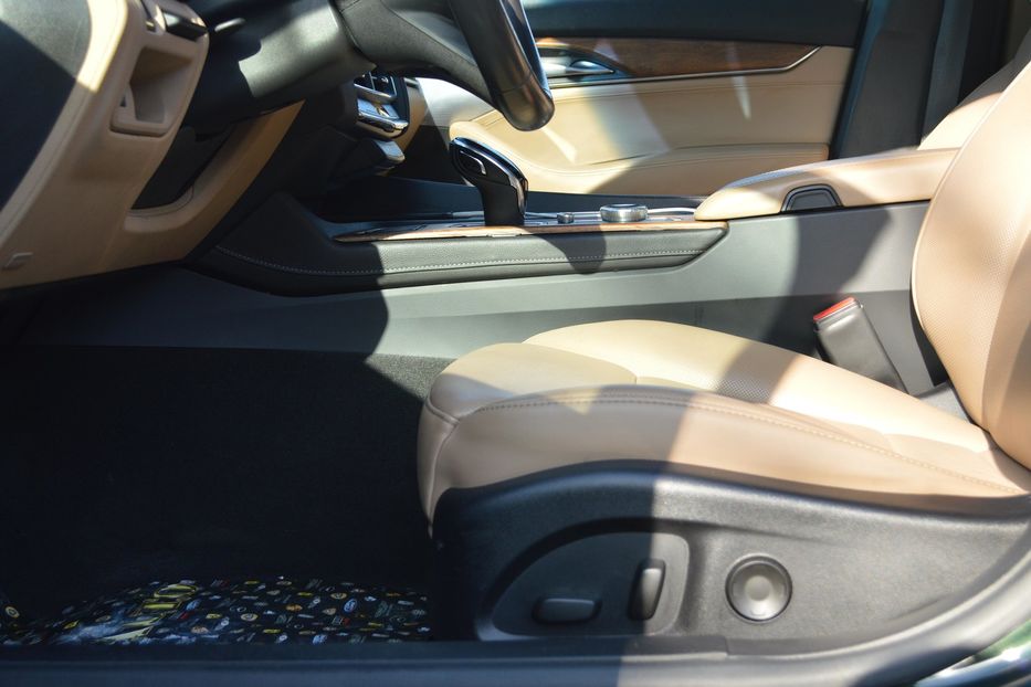 Продам Cadillac CTS CT5 2020 года в Одессе