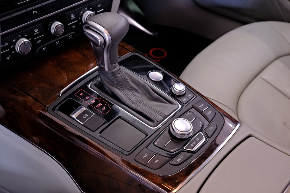 Продам Audi A6 Quattro 2013 года в Одессе