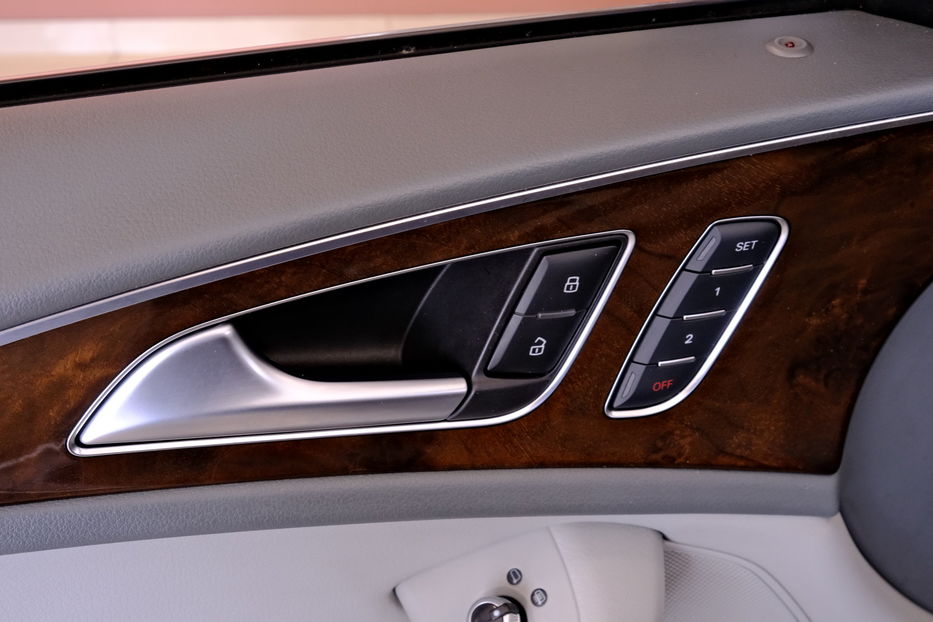 Продам Audi A6 Quattro 2013 года в Одессе