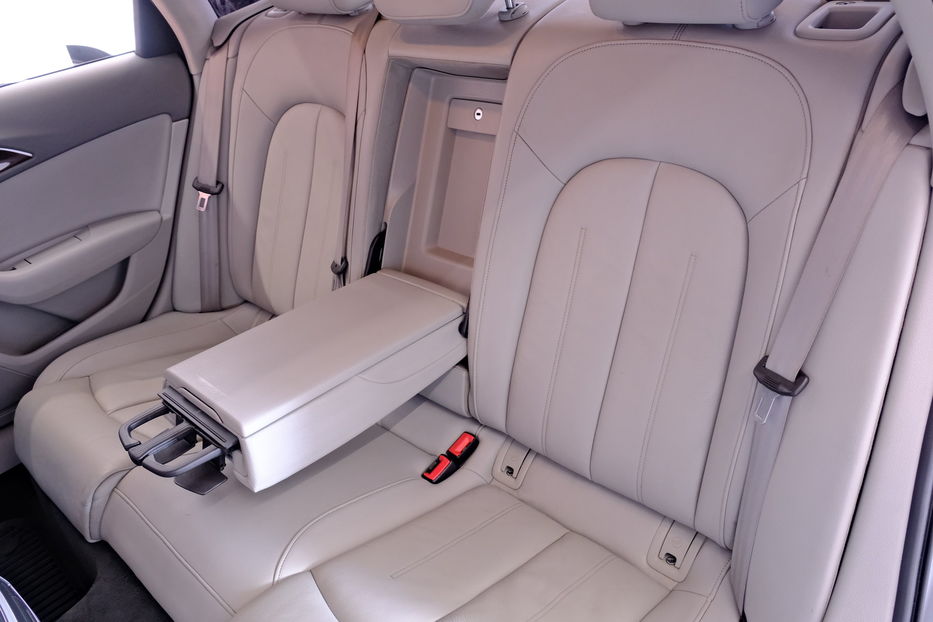 Продам Audi A6 Quattro 2013 года в Одессе