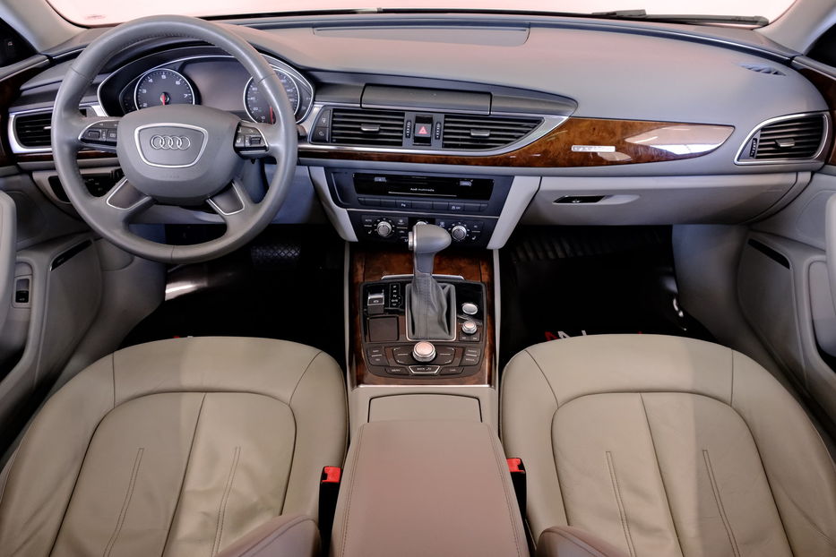 Продам Audi A6 Quattro 2013 года в Одессе