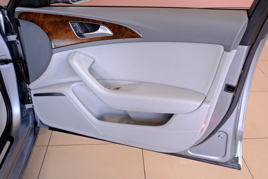 Продам Audi A6 Quattro 2013 года в Одессе