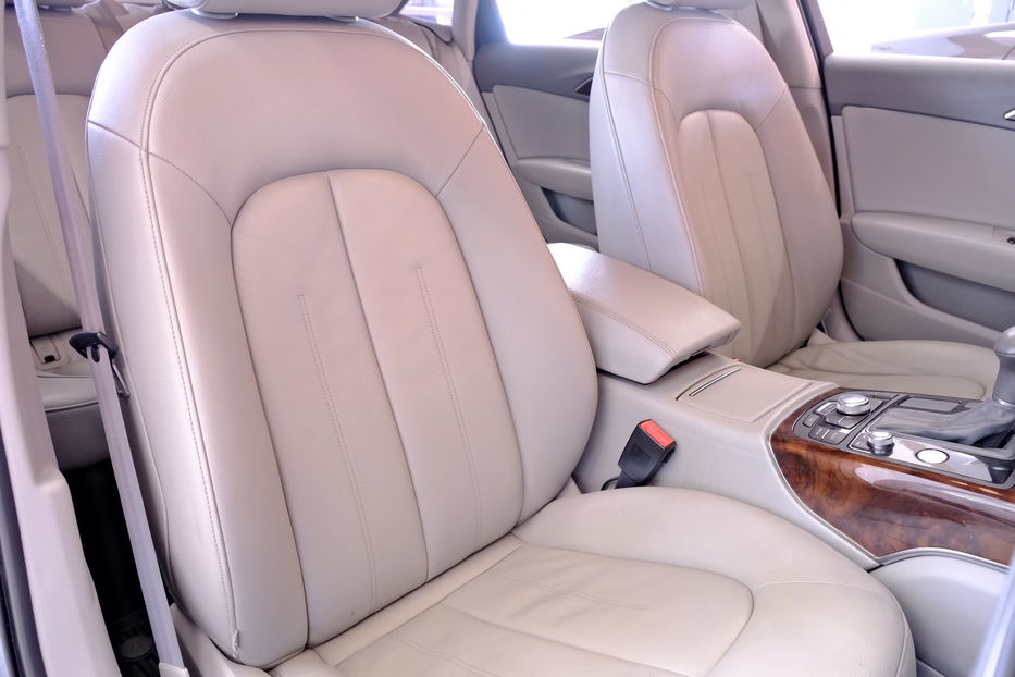 Продам Audi A6 Quattro 2013 года в Одессе