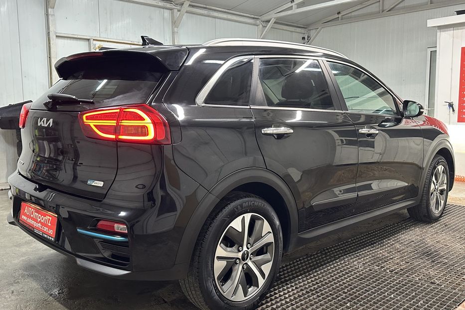 Продам Kia Niro 64 кВт Макс. комплектаціяЛюк 2022 года в Львове