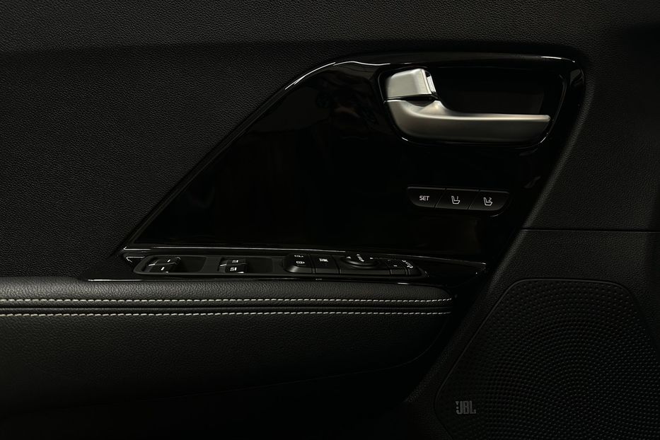 Продам Kia Niro 64 кВт Макс. комплектаціяЛюк 2022 года в Львове