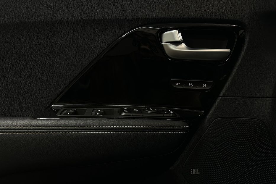 Продам Kia Niro 64 кВт Макс. комплектаціяЛюк 2022 года в Львове