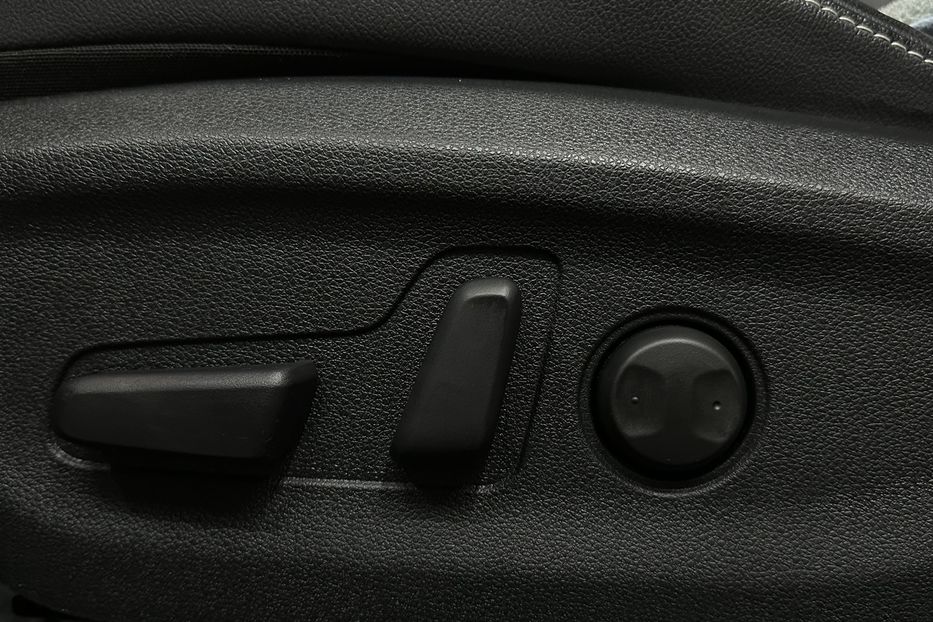 Продам Kia Niro 64 кВт Макс. комплектаціяЛюк 2022 года в Львове