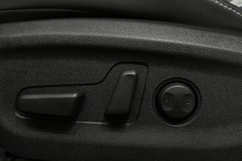 Продам Kia Niro 64 кВт Макс. комплектаціяЛюк 2022 года в Львове