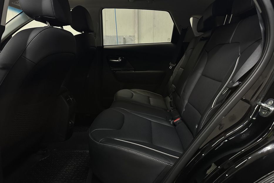 Продам Kia Niro 64 кВт Макс. комплектаціяЛюк 2022 года в Львове
