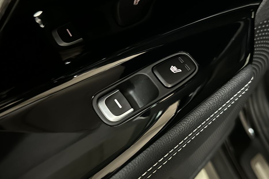 Продам Kia Niro 64 кВт Макс. комплектаціяЛюк 2022 года в Львове