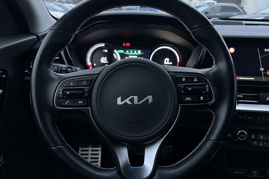 Продам Kia Niro 64 кВт Макс. комплектаціяЛюк 2022 года в Львове