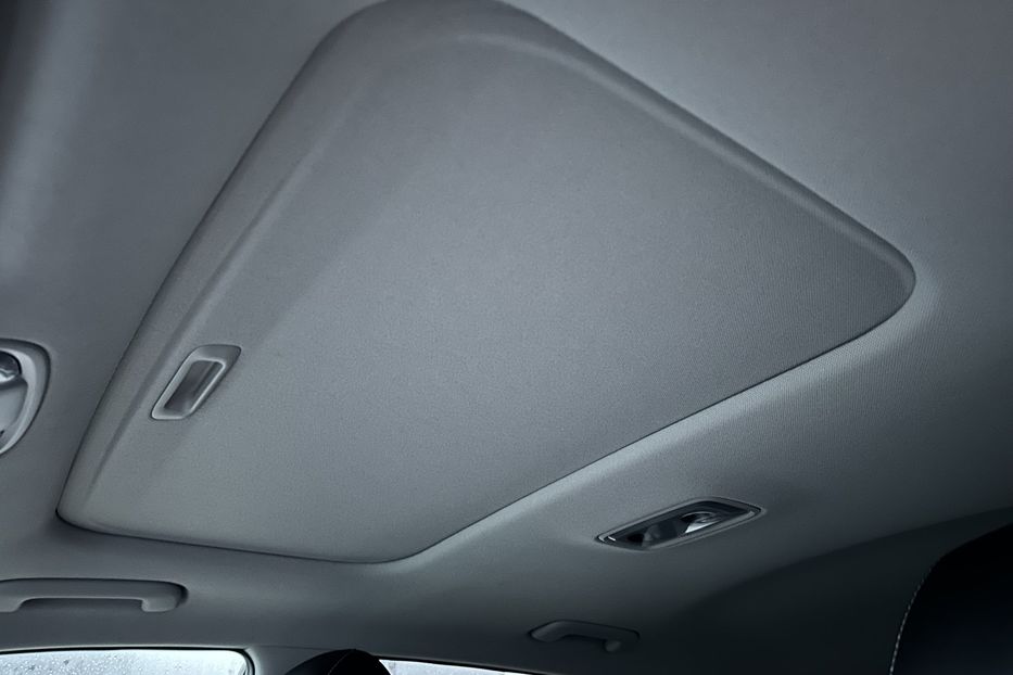 Продам Kia Niro 64 кВт Макс. комплектаціяЛюк 2022 года в Львове