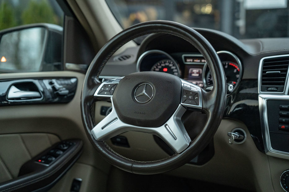 Продам Mercedes-Benz GL-Class 350 4Matic 2013 года в Черновцах