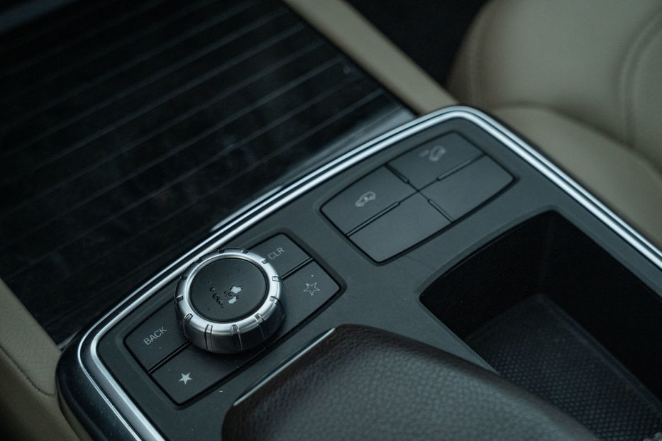 Продам Mercedes-Benz GL-Class 350 4Matic 2013 года в Черновцах