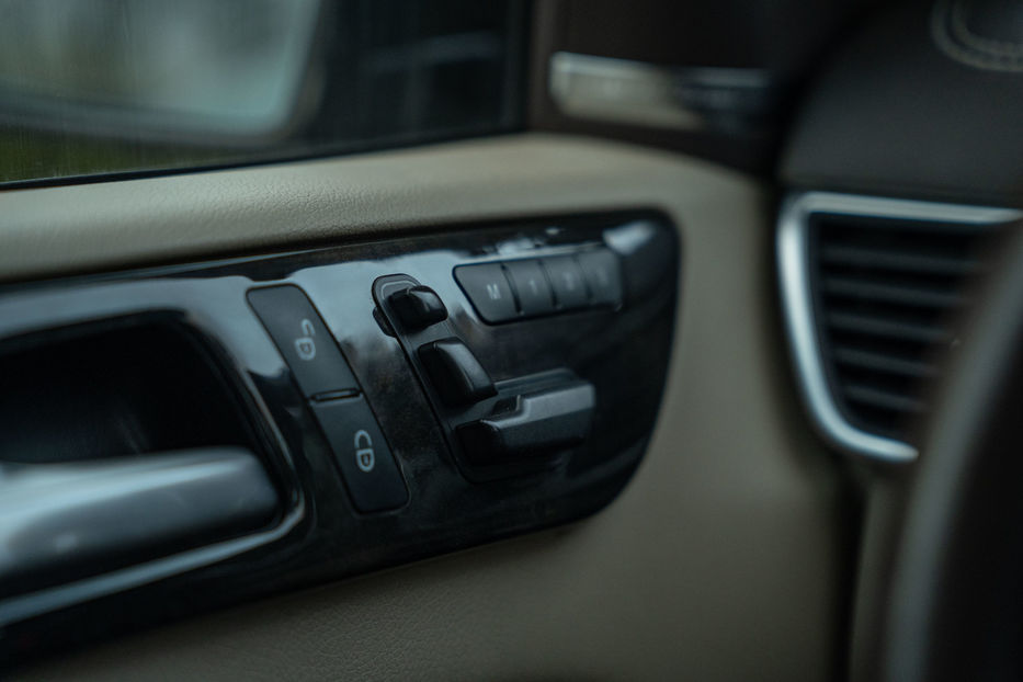 Продам Mercedes-Benz GL-Class 350 4Matic 2013 года в Черновцах