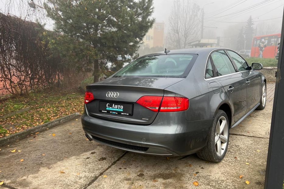 Продам Audi A4 2012 года в Черновцах
