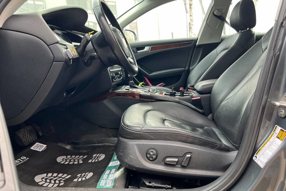 Продам Audi A4 2012 года в Черновцах