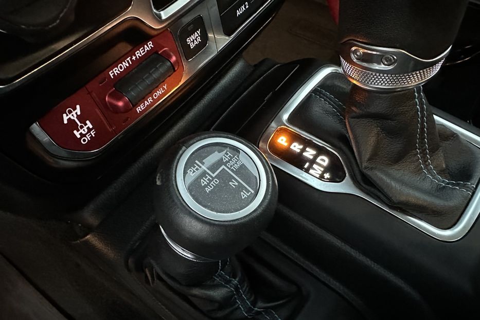 Продам Jeep Wrangler Rubicon Hibrid 2022 года в Киеве