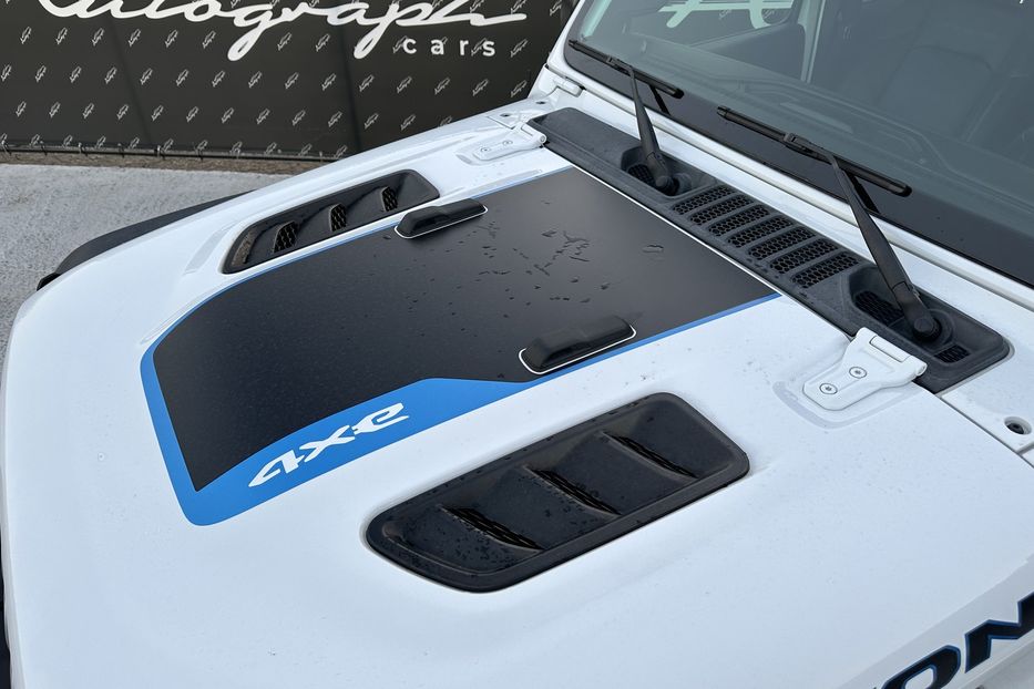 Продам Jeep Wrangler Rubicon Hibrid 2022 года в Киеве