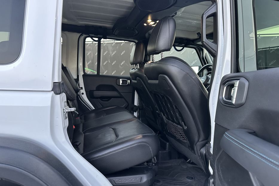 Продам Jeep Wrangler Rubicon Hibrid 2022 года в Киеве