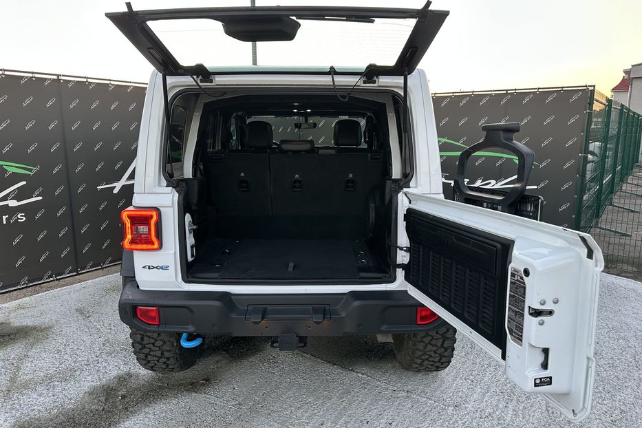 Продам Jeep Wrangler Rubicon Hibrid 2022 года в Киеве