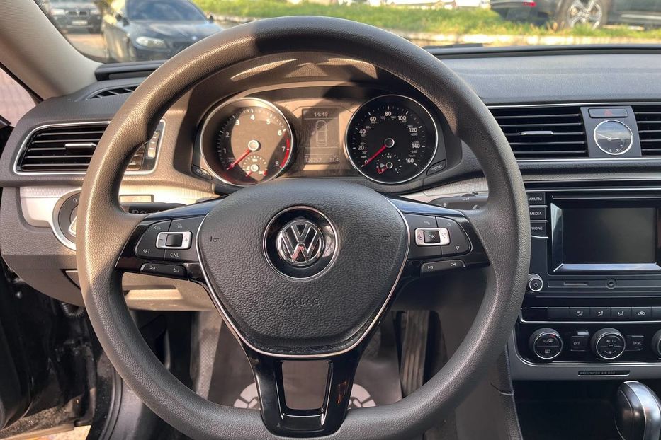 Продам Volkswagen Passat B8 2016 года в Черновцах