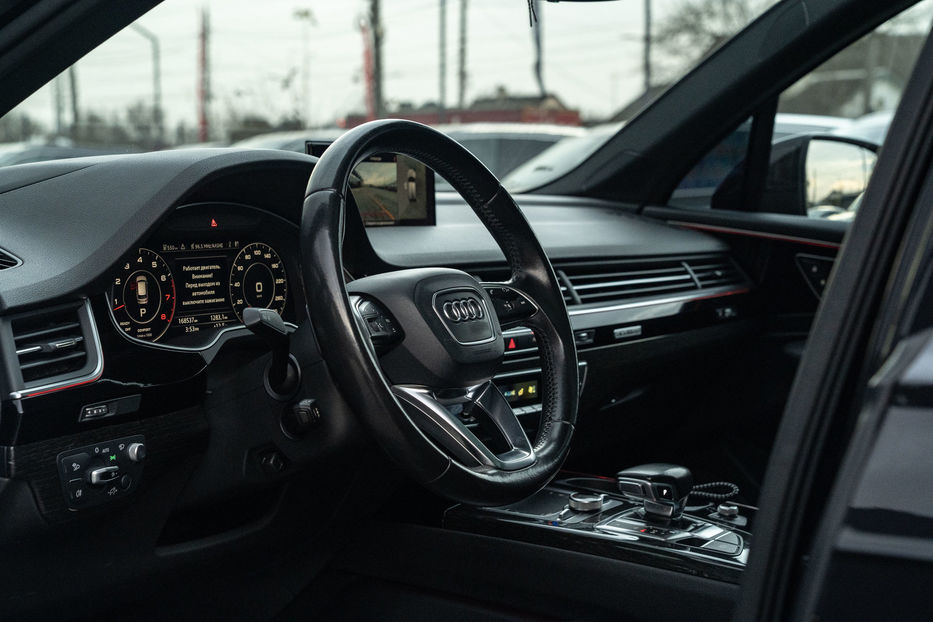 Продам Audi Q7 Prestige 2016 года в Черновцах