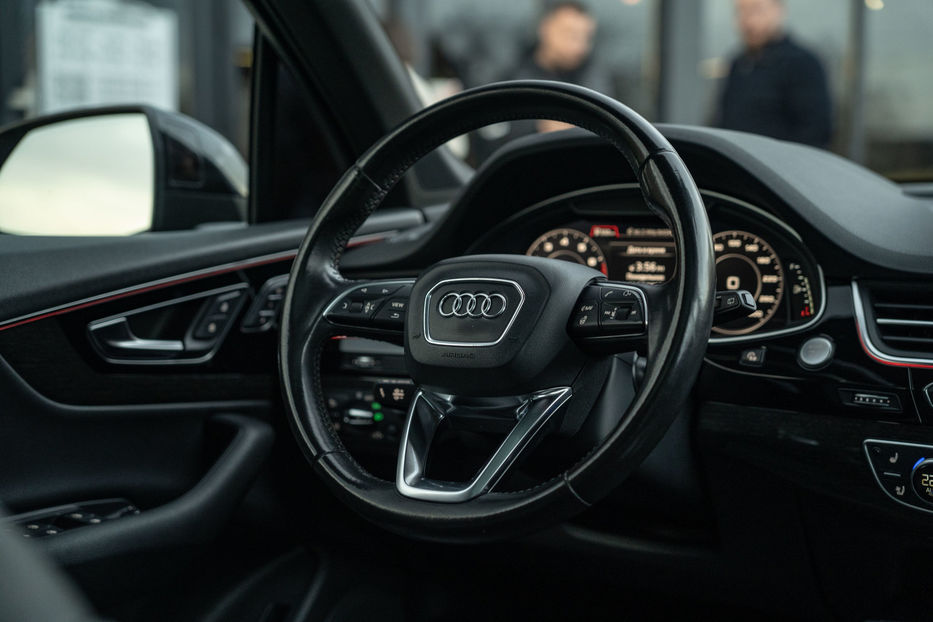 Продам Audi Q7 Prestige 2016 года в Черновцах