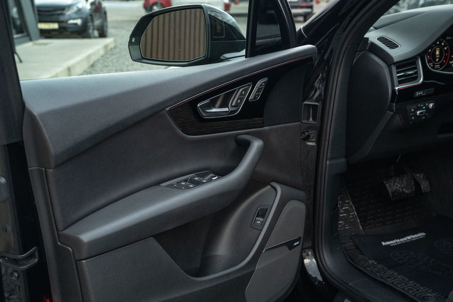 Продам Audi Q7 Prestige 2016 года в Черновцах