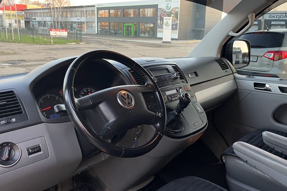 Продам Volkswagen Multivan FULL 2006 года в Николаеве