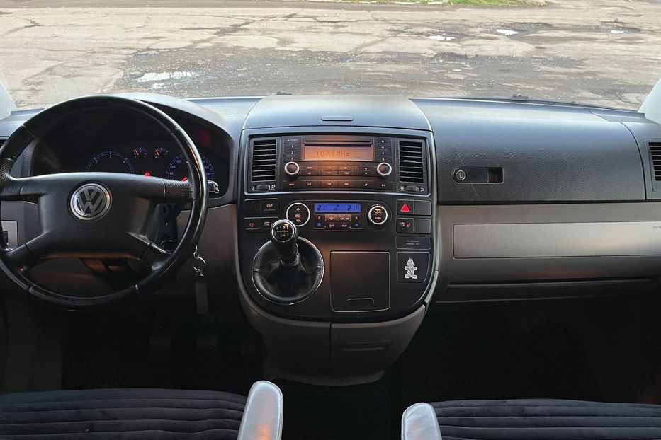 Продам Volkswagen Multivan FULL 2006 года в Николаеве