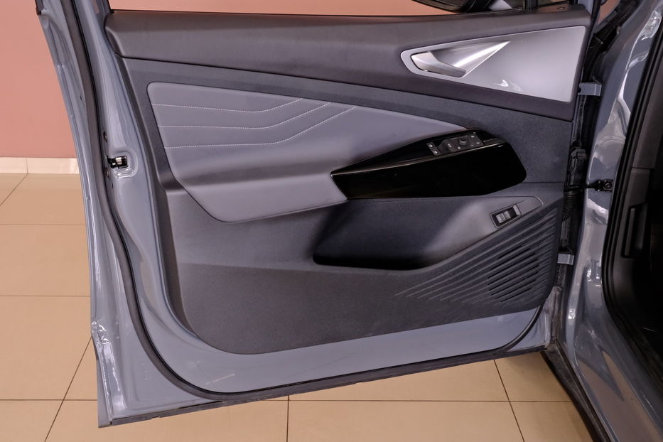 Продам Volkswagen ID.4 2024 года в Одессе