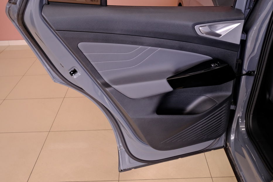 Продам Volkswagen ID.4 2024 года в Одессе