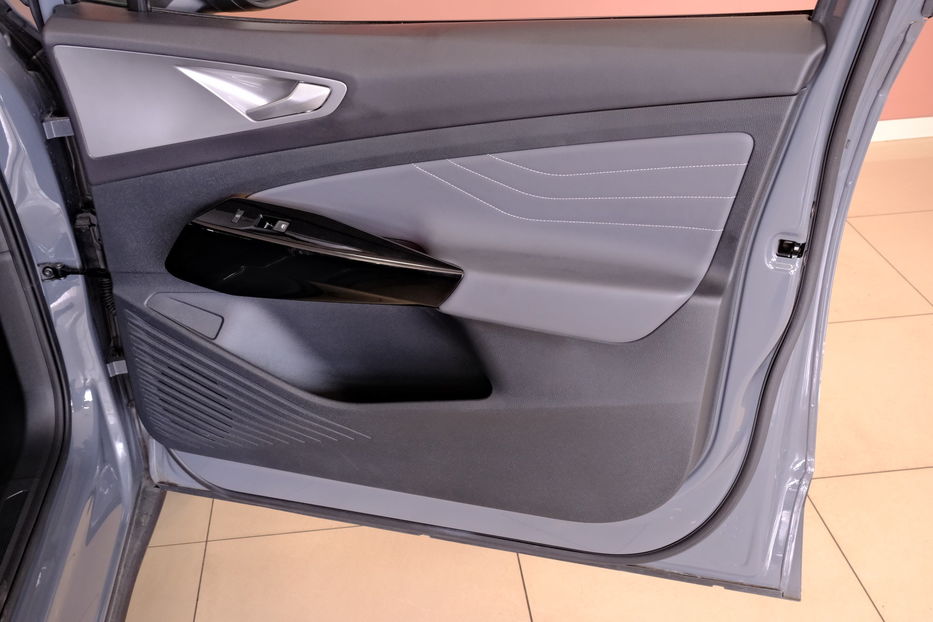 Продам Volkswagen ID.4 2024 года в Одессе