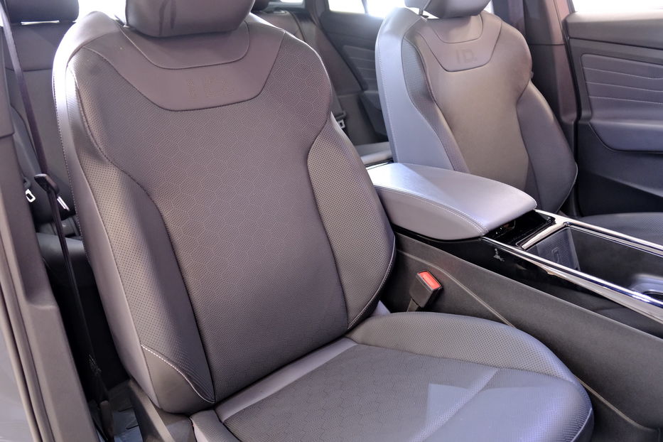 Продам Volkswagen ID.4 2024 года в Одессе