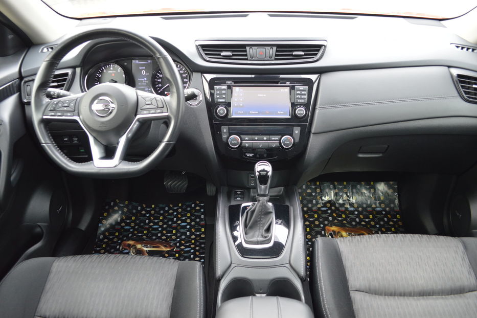 Продам Nissan X-Trail N-Connecta 2018 года в Одессе