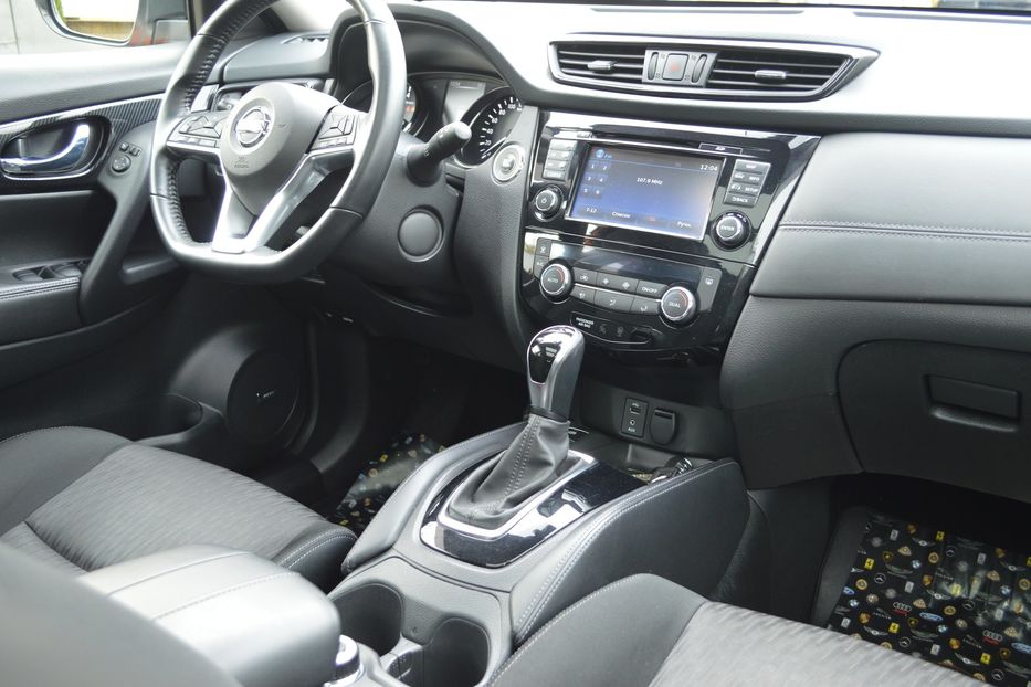 Продам Nissan X-Trail N-Connecta 2018 года в Одессе