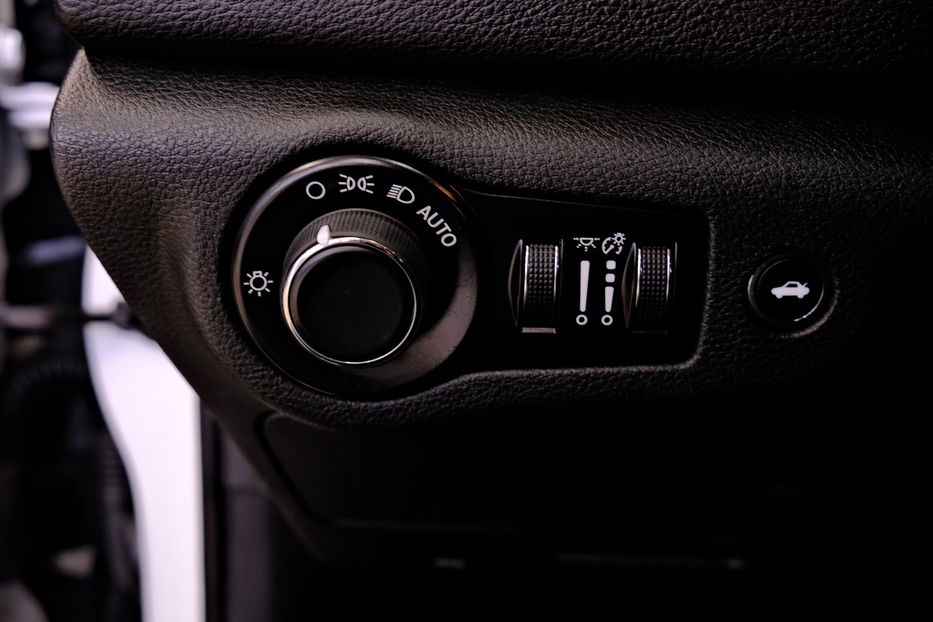 Продам Chrysler 200 2014 года в Одессе