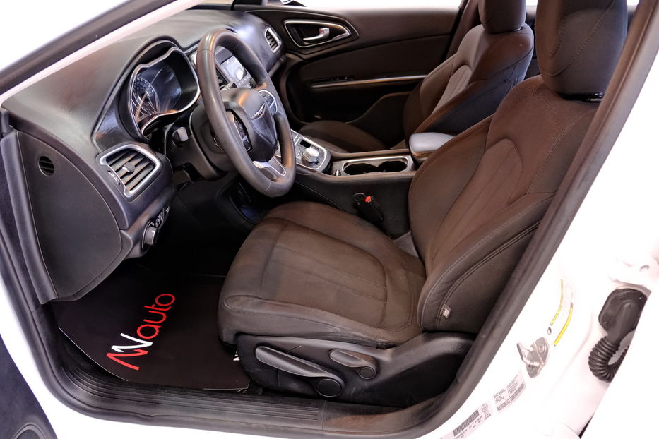 Продам Chrysler 200 2014 года в Одессе