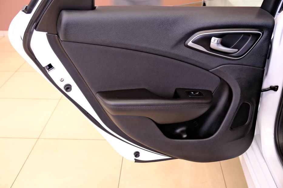 Продам Chrysler 200 2014 года в Одессе