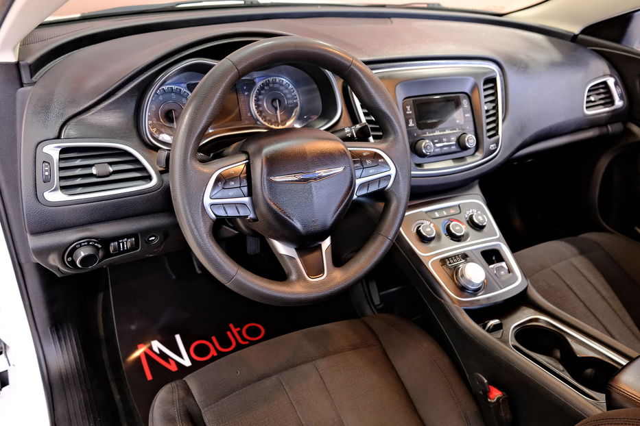 Продам Chrysler 200 2014 года в Одессе