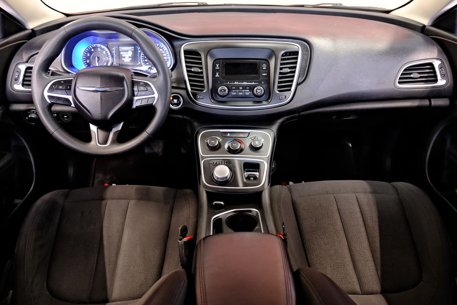 Продам Chrysler 200 2014 года в Одессе