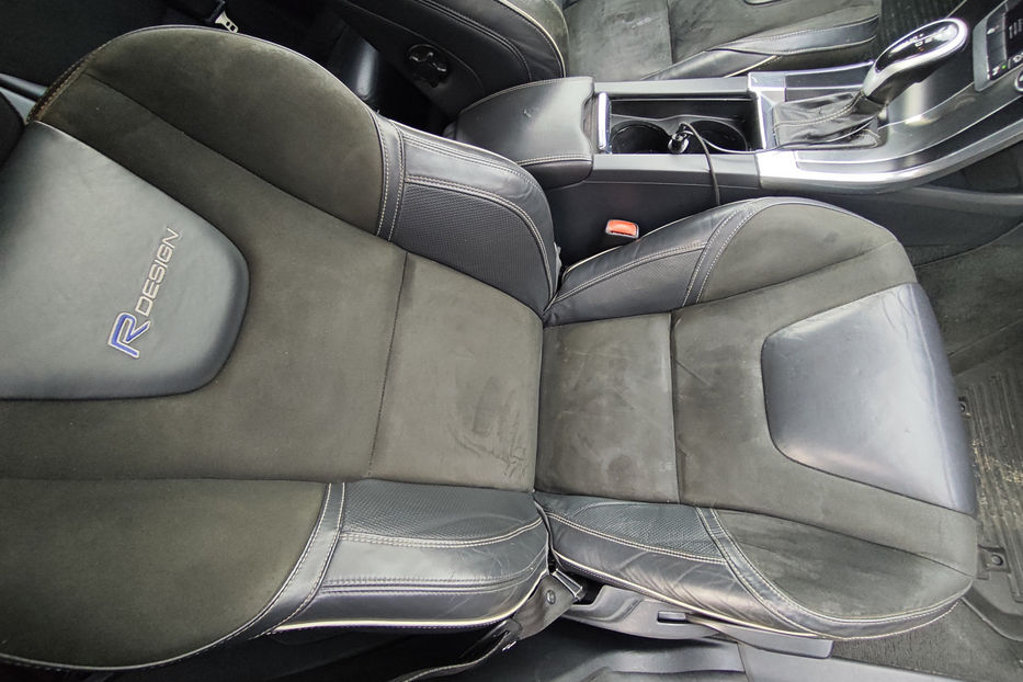 Продам Volvo XC60 2013 года в Киеве