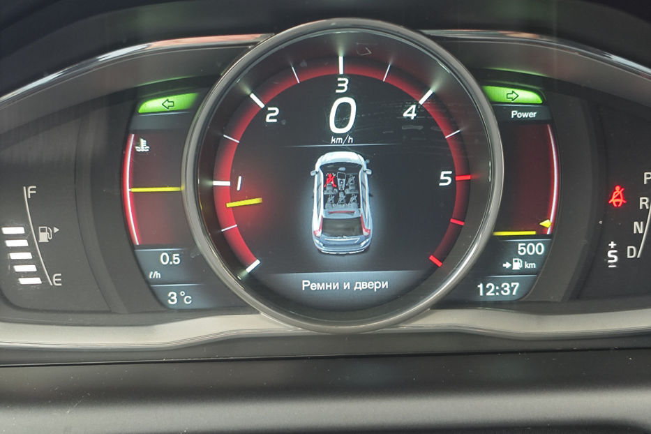 Продам Volvo XC60 2013 года в Киеве